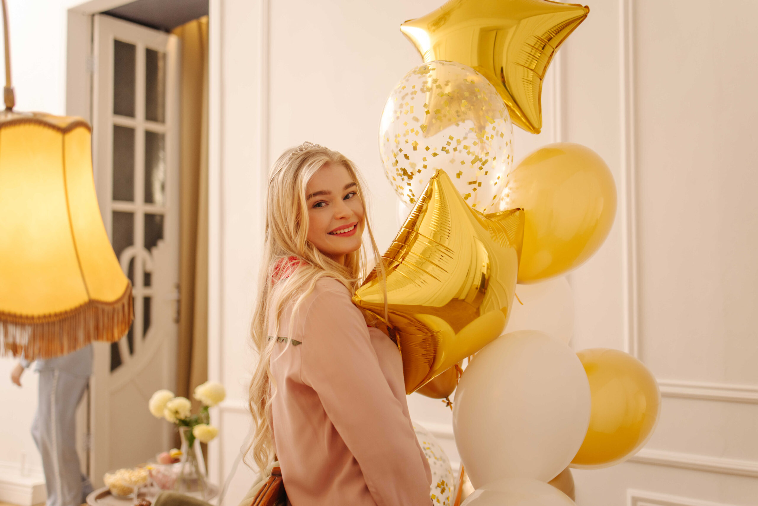 Glitzernde Goldfolien-Ballons - Spaß und cool!