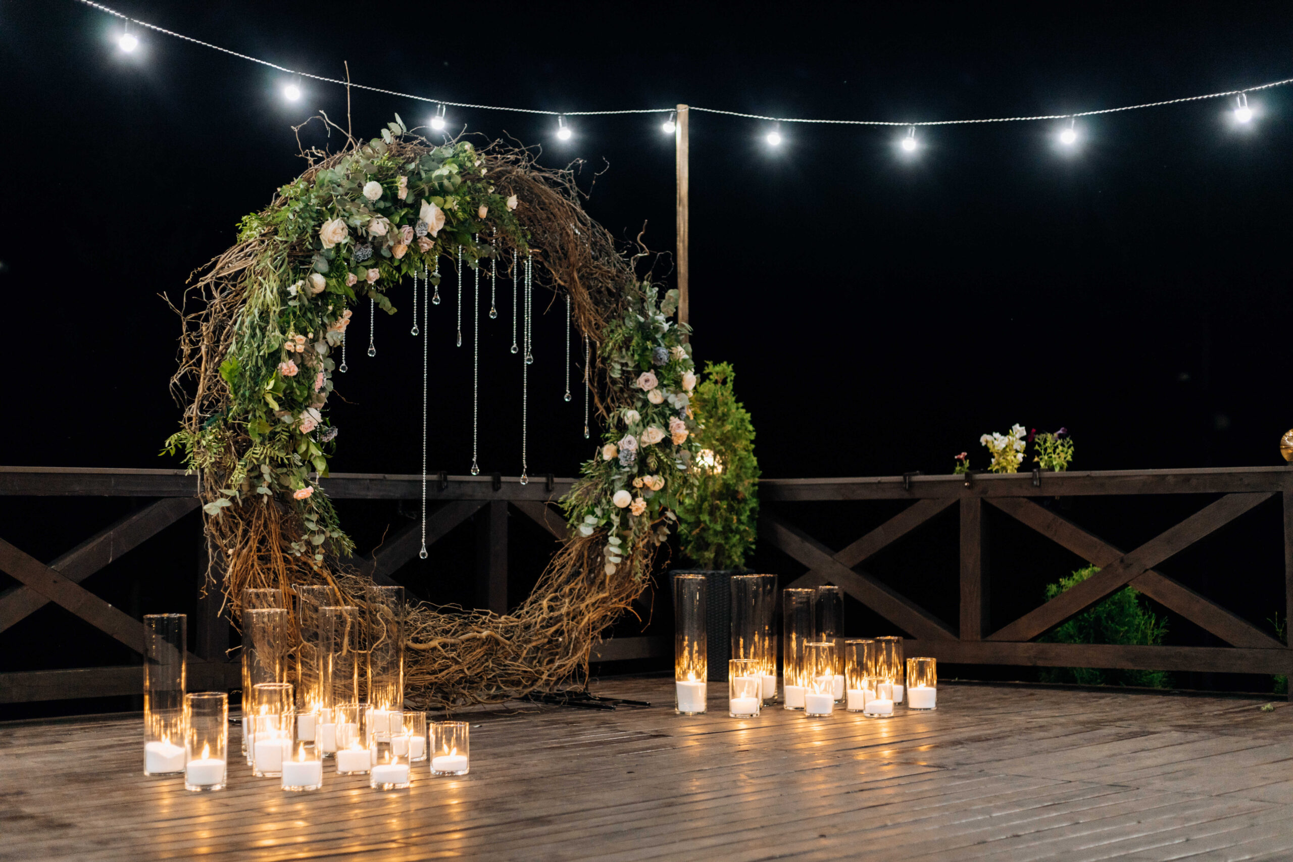 Himmelslaternen mit Wunschzetteln - Romantische Deko Hochzeit Ideen für die Pärchen!