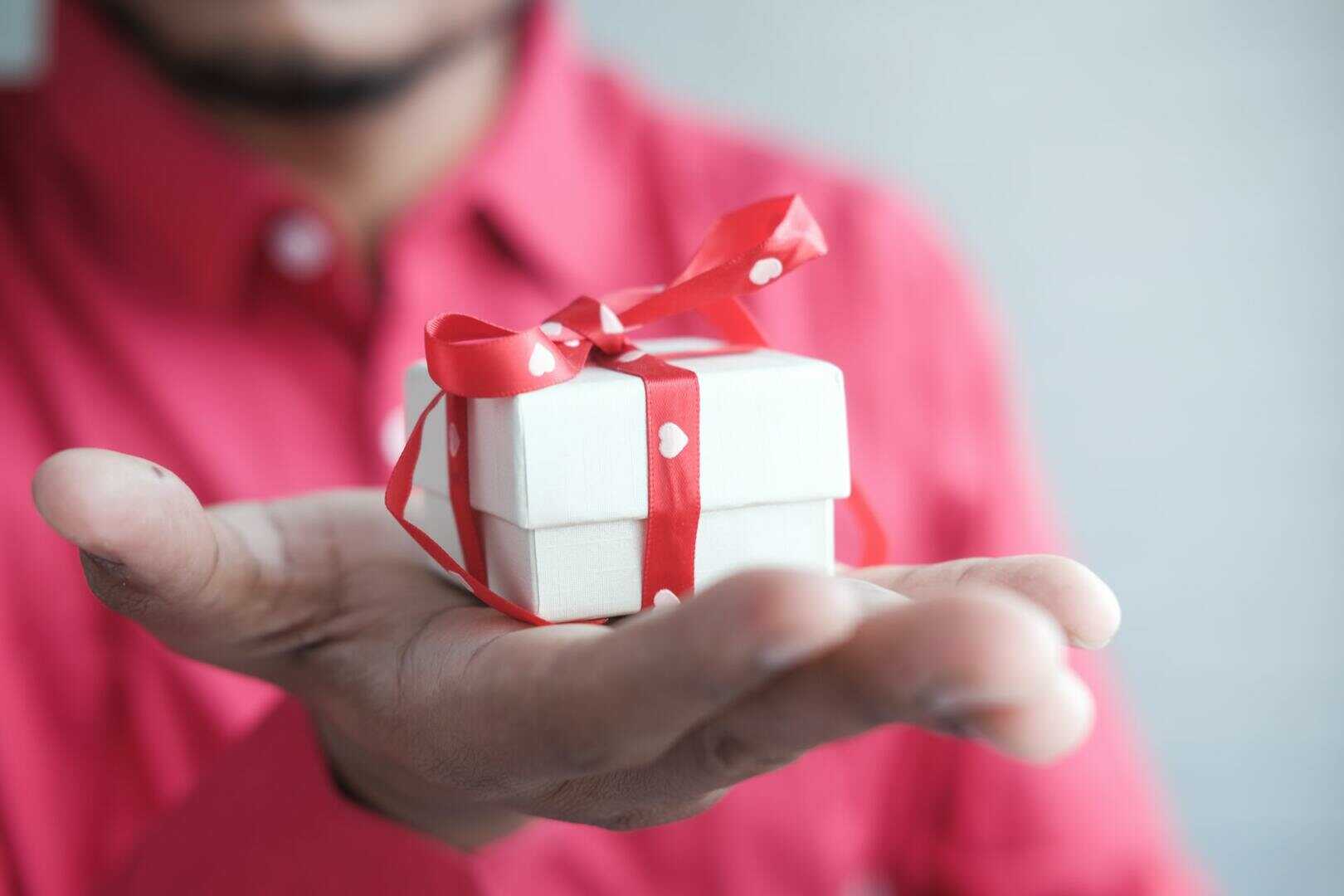 Was sollten Sie vermeiden, Hochzeitstag Präsent für Frau schenken