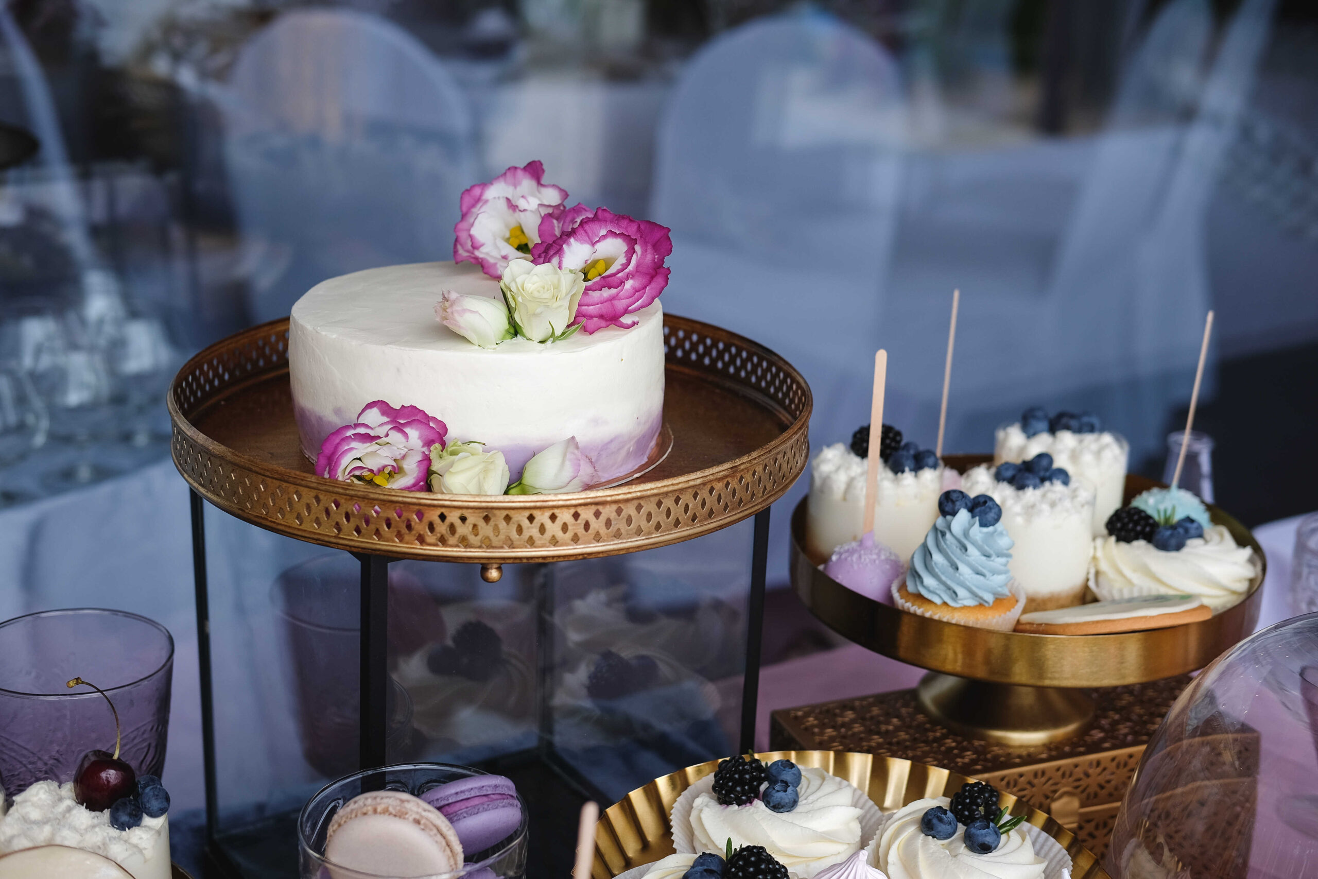 Deko für Torten Hochzeit selber machen 