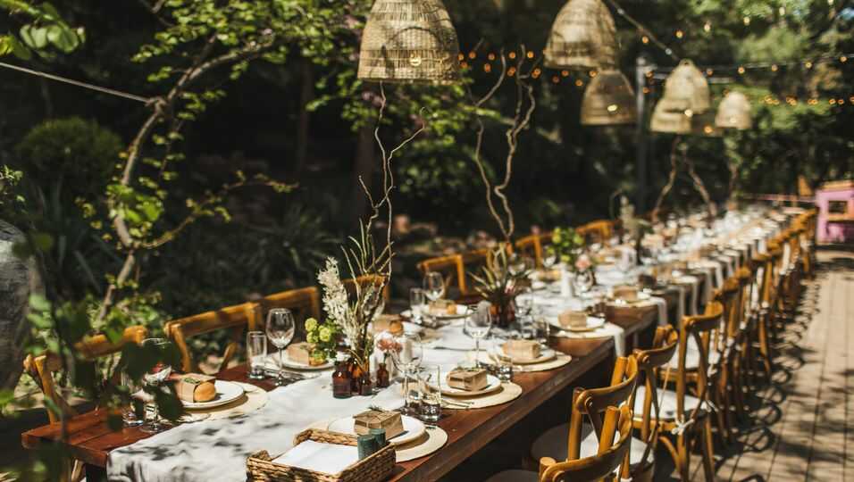 Brauntöne Deko Hölzerne Hochzeit für Garten