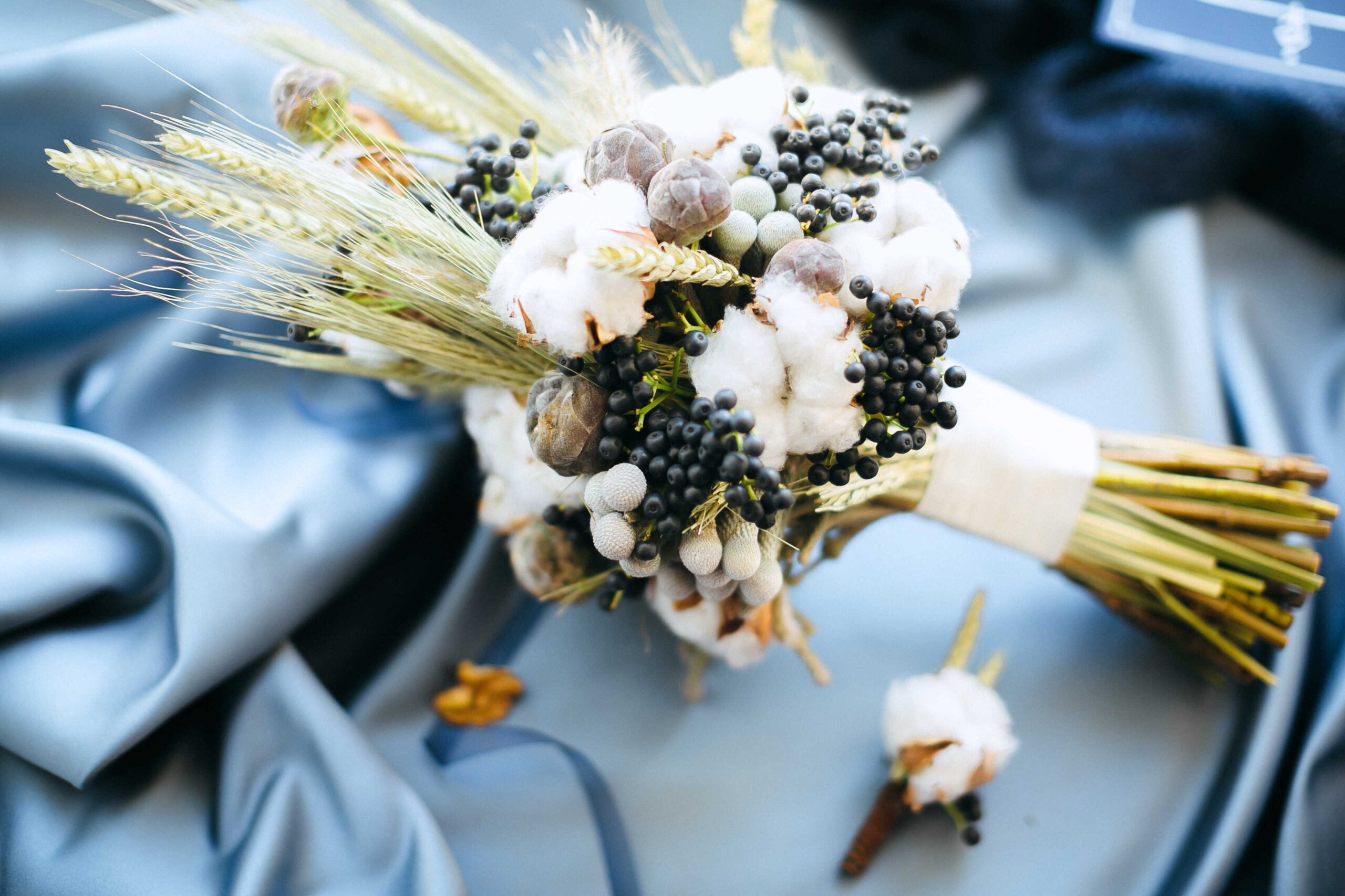 Vermeiden Sie künstliche Blumen und Pflanzen für draußen Deko Hochzeit Haustür