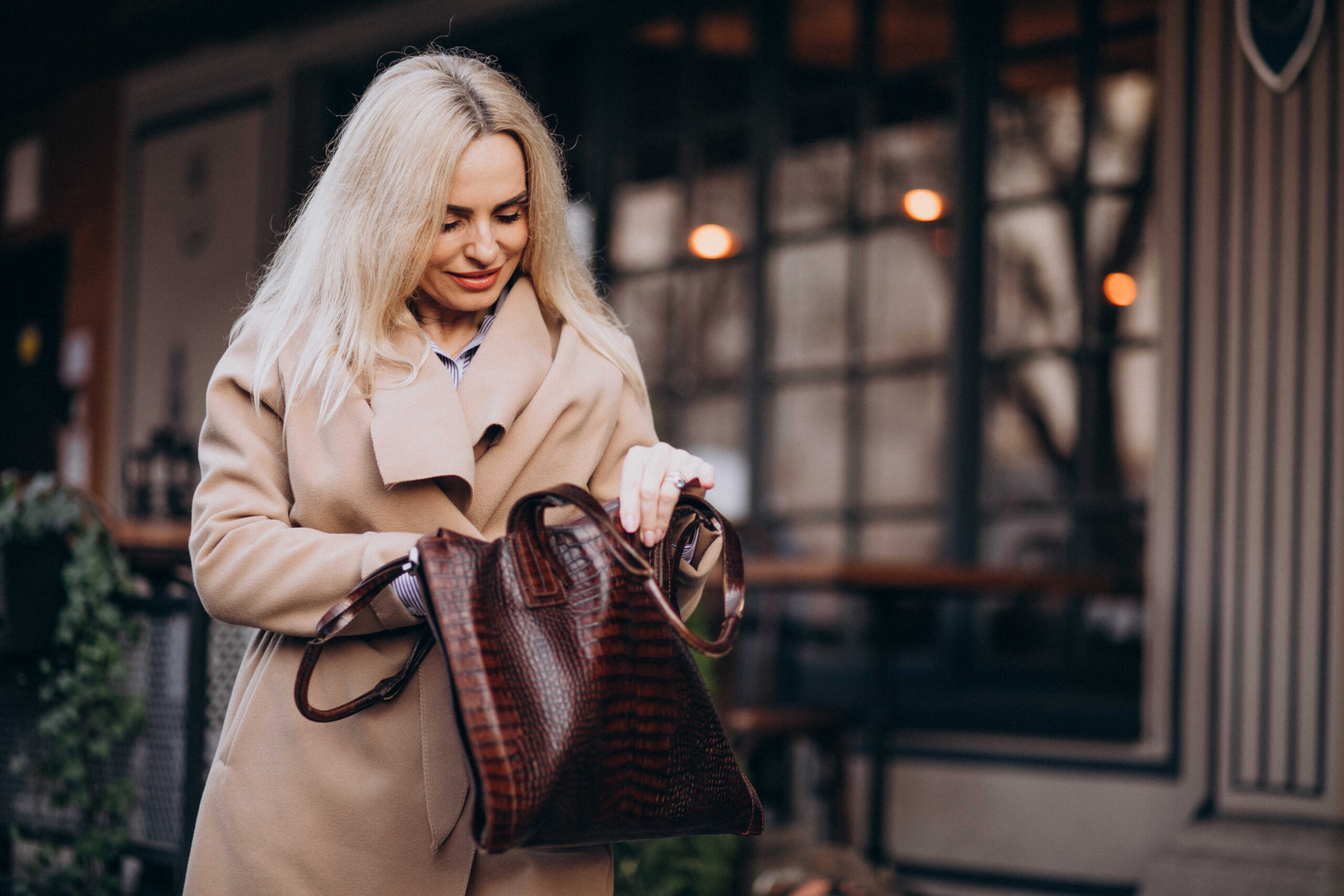 Outfit für Hochzeit als Gast Frau im Winter